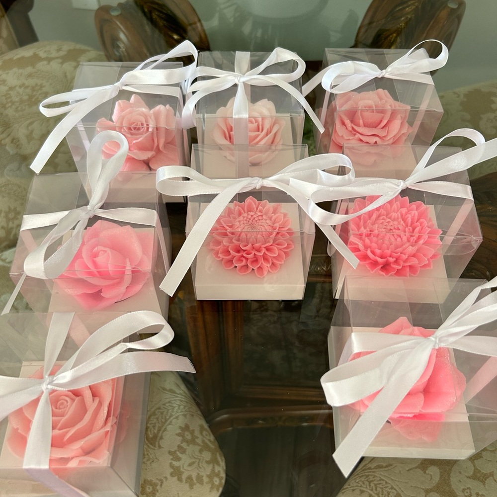 Beautiful Daily Soap Box - Picture 2 of 2